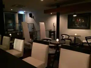 est lounge 8