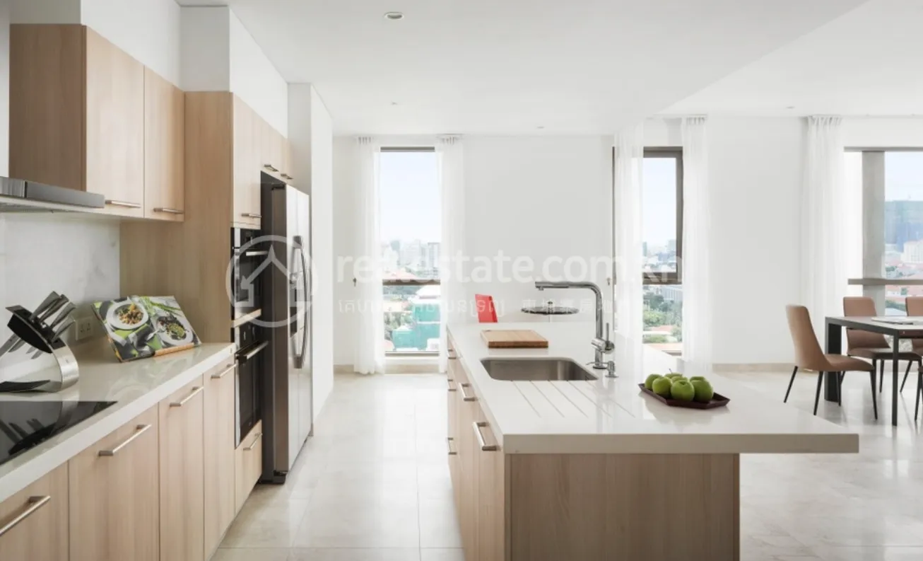 Embassy Residences 9