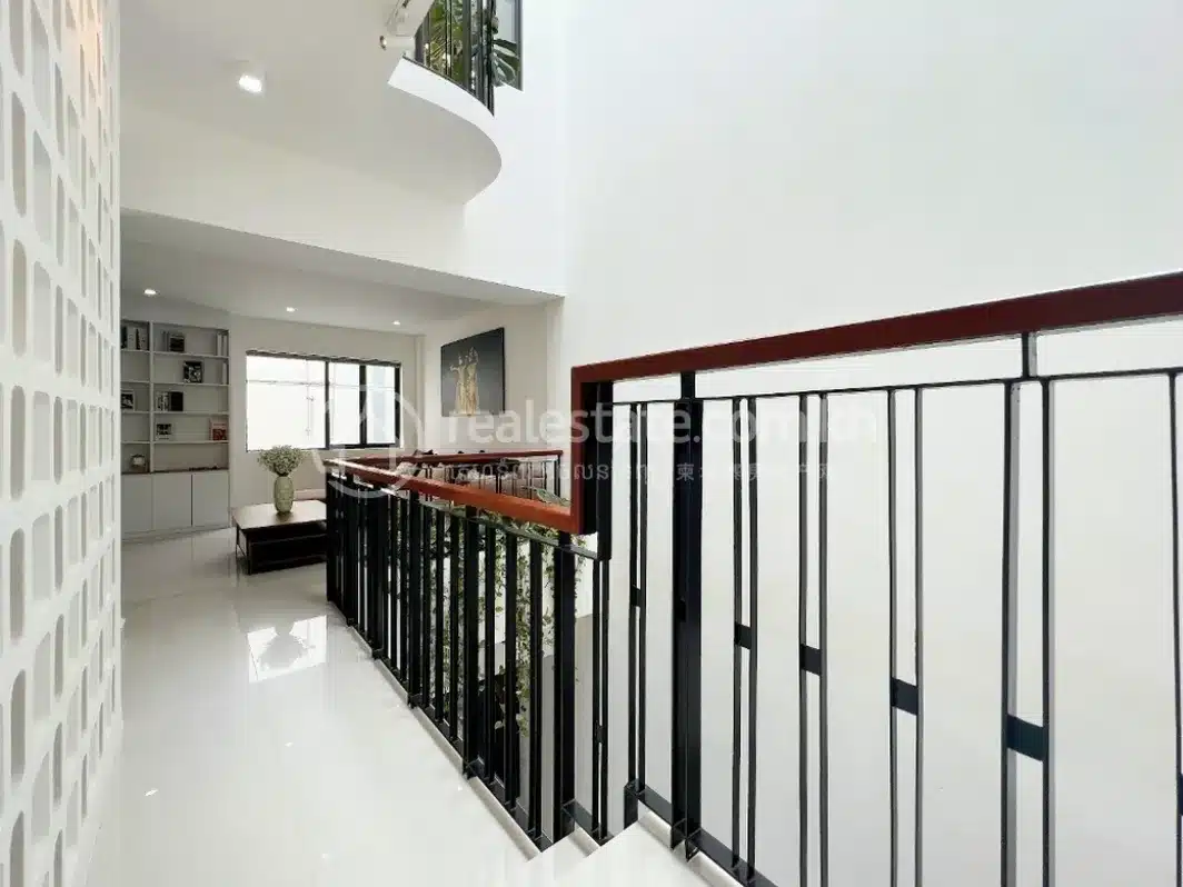 The Eco Residence 6